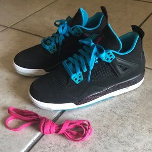 Girls Air Jordan Retro 4 Sneakers